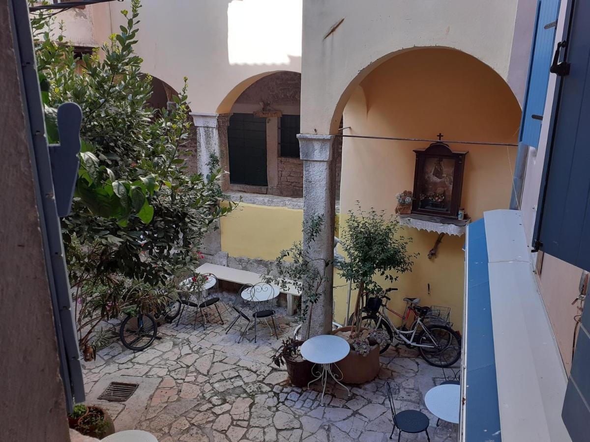 רוביני Apartment Eufemia מראה חיצוני תמונה
